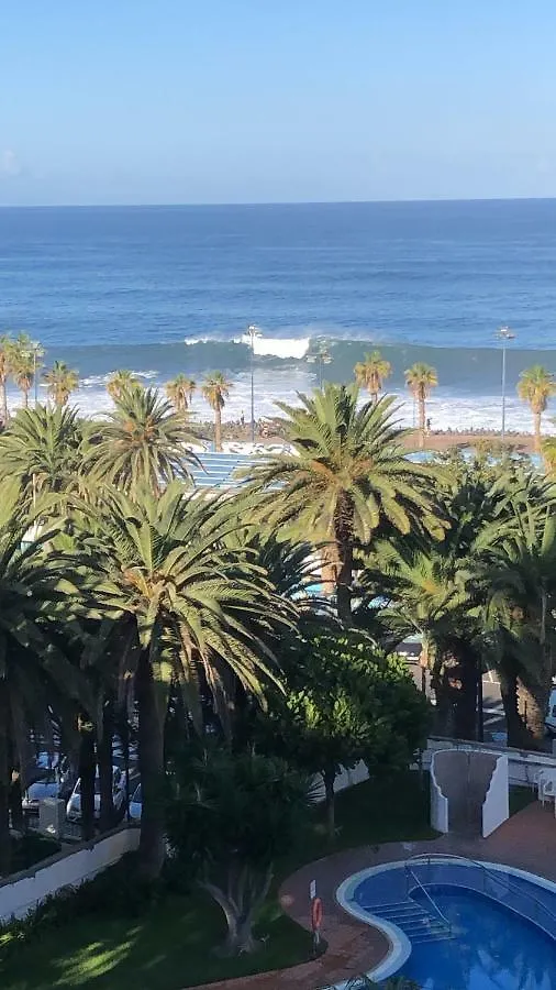 Appartement Magnificent Studio With A Terrace Overlooking The Sea! à Puerto de la Cruz